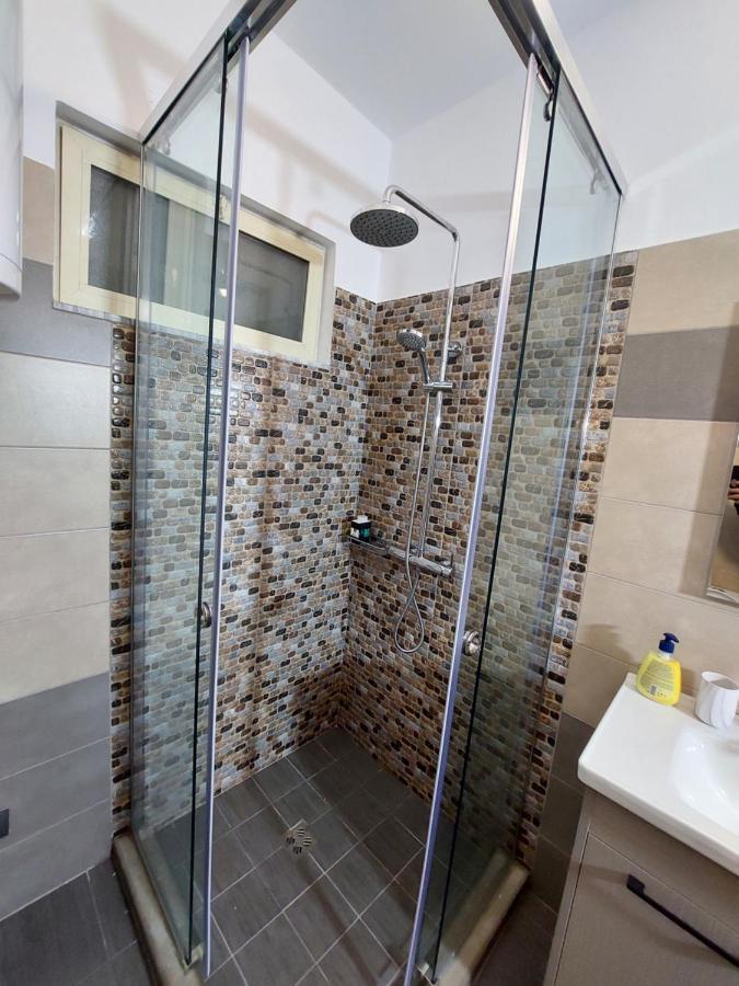 טיראנה Vila Tafa Apartments Ap3 מראה חיצוני תמונה